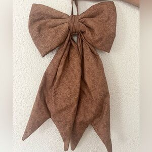 Brown Floral-Patterned Puffy Bow Door Hanger